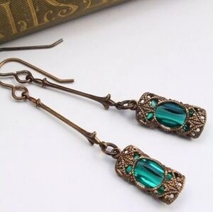 Vintage-Style Emerald Green Dangle Earrings | Art Deco Filigree Drop | 2.5” Long